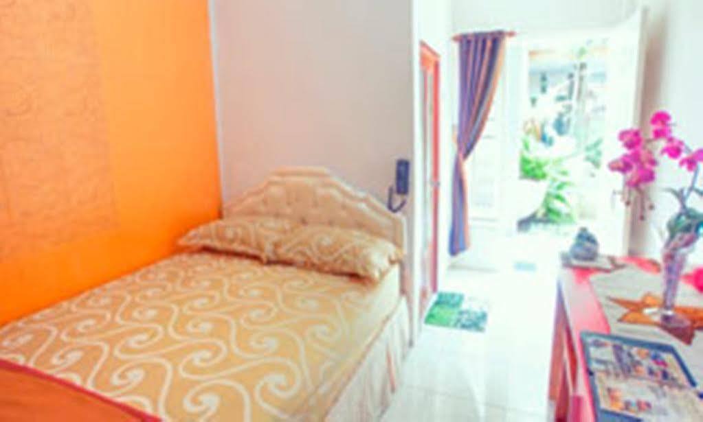 Mojokerto Classic Homestay Eksteriør bilde